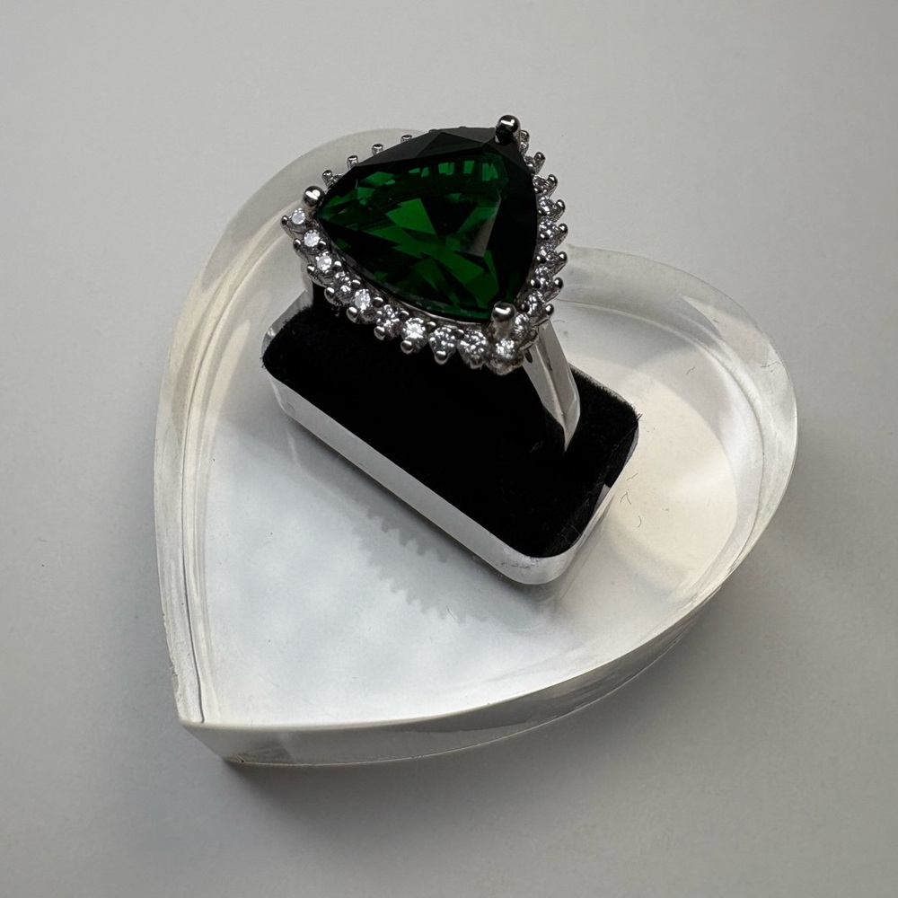 925 Sterling Silver Green and Clear CZ Cocktail Ring